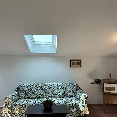 Ammiraglia & Sottobordo Apartment *